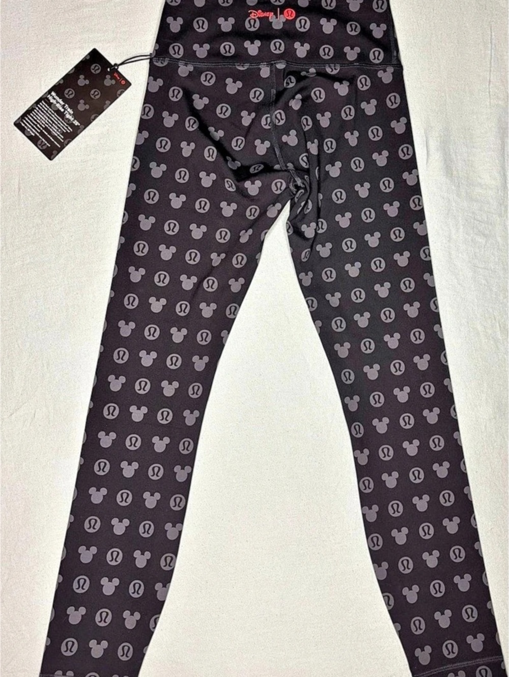 BNWT lululemon Wunder Train HR Tight 25" Disney Leggings in Black & Gray Size 4